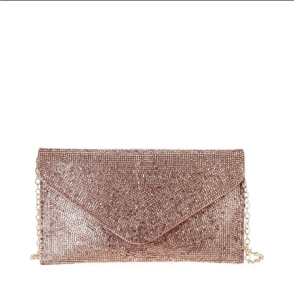 Steve Madden Handbags - Steve Madden - Rose Gold Clutch